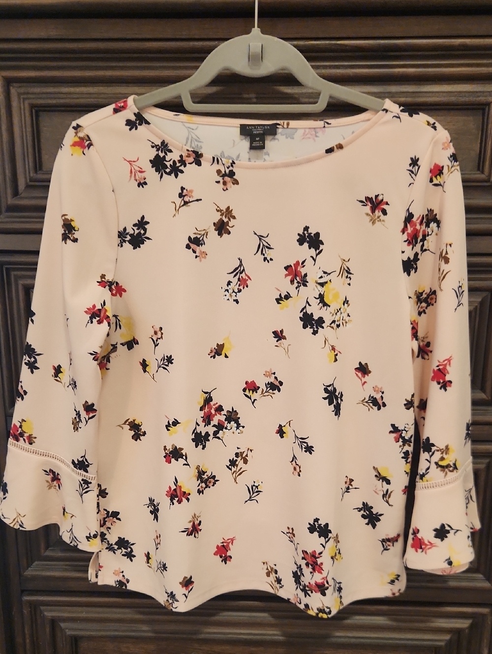 Ann Taylor Light Pink Floral 3/4 Sleeve Blouse